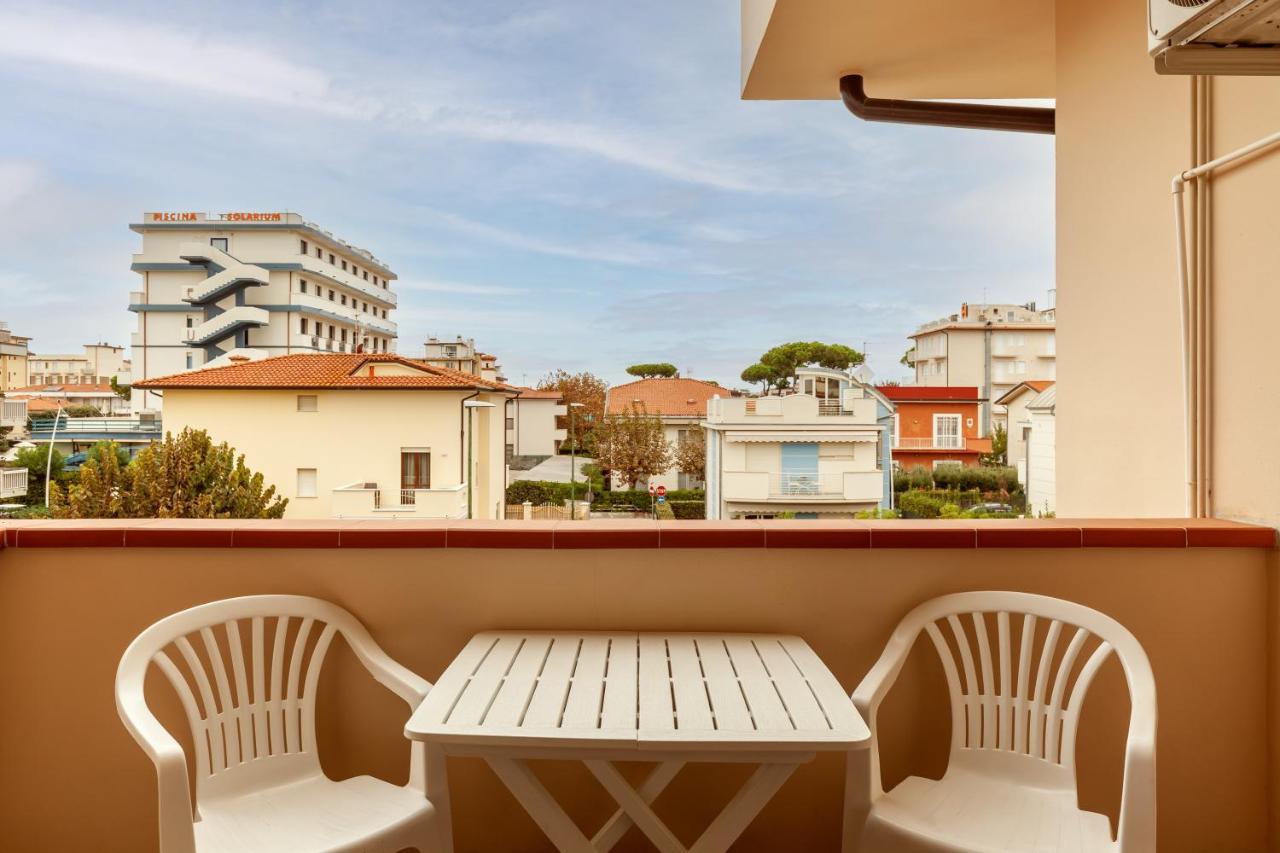 Residence Caravel 9 Lido di Camaiore Esterno foto