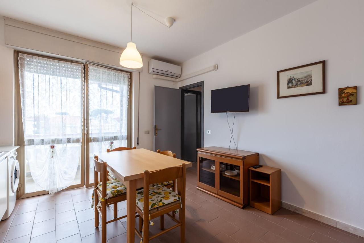 Residence Caravel 9 Lido di Camaiore Esterno foto